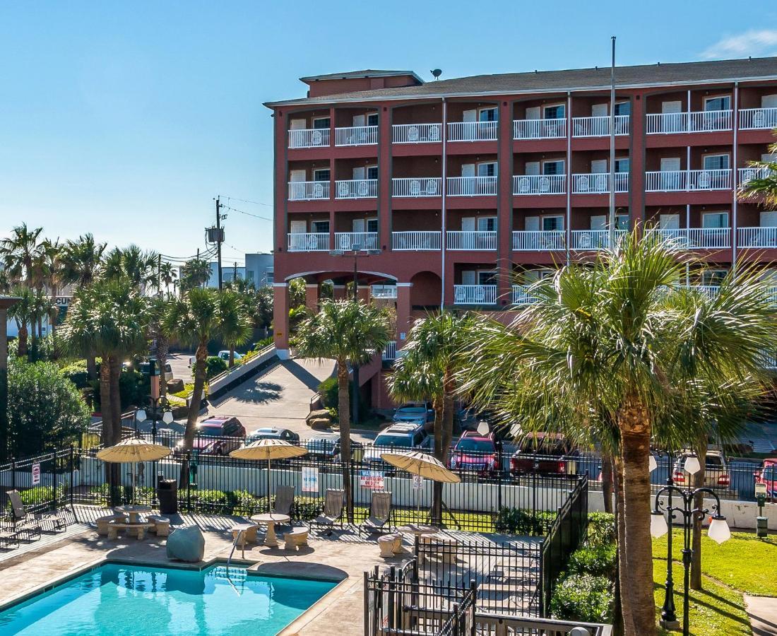 Quality Inn & Suites Galveston - Beachfront Exterior photo